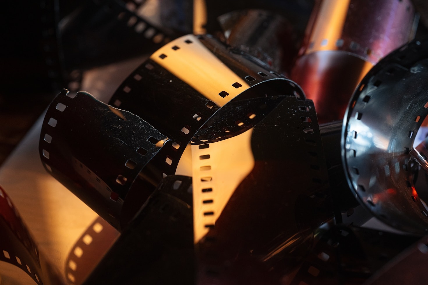 Wpływ kina amatorskiego na profesjonalną branżę filmową